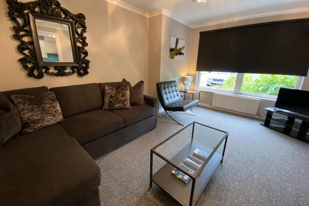 Dalneigh Peter Pan Apartment In The Heart Of Inverness מראה חיצוני תמונה