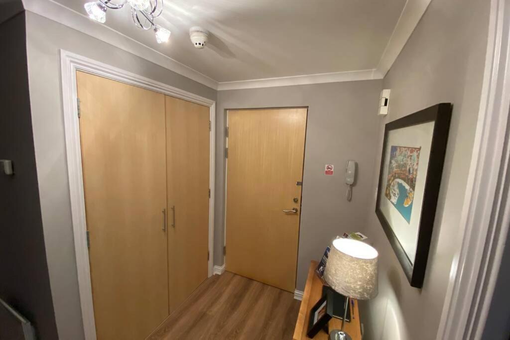 Dalneigh Peter Pan Apartment In The Heart Of Inverness מראה חיצוני תמונה