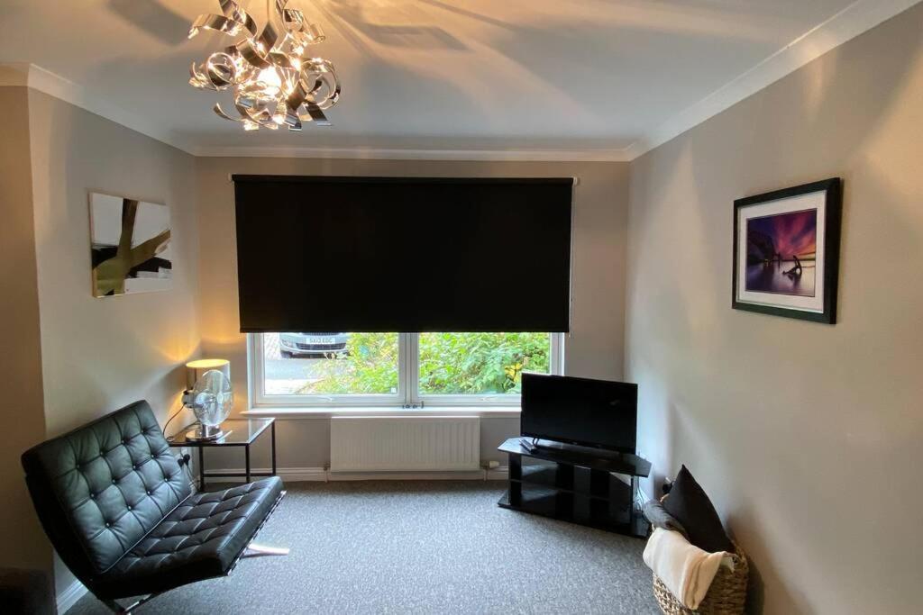 Dalneigh Peter Pan Apartment In The Heart Of Inverness מראה חיצוני תמונה